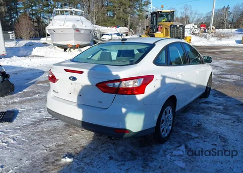 2012 Ford Focus Se из США, поврежденный, VIN 1FAHP3F23CL209394